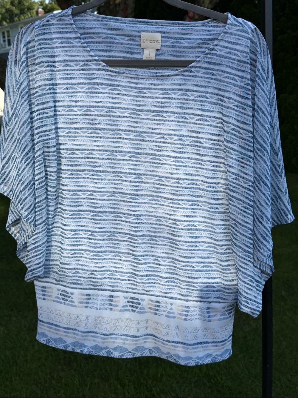 Chico's Blue & White Wave-Print Scoop Neck Blouse